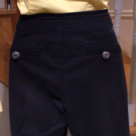 💕💕Host Pick💕💕NWT Black jean like walking short - Picture 3 of 3